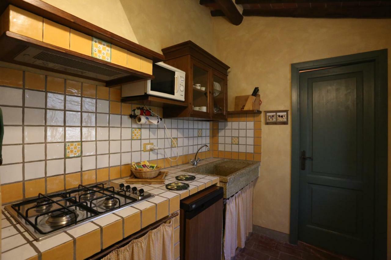 Molino Del Rotone Guest House Buti Екстериор снимка